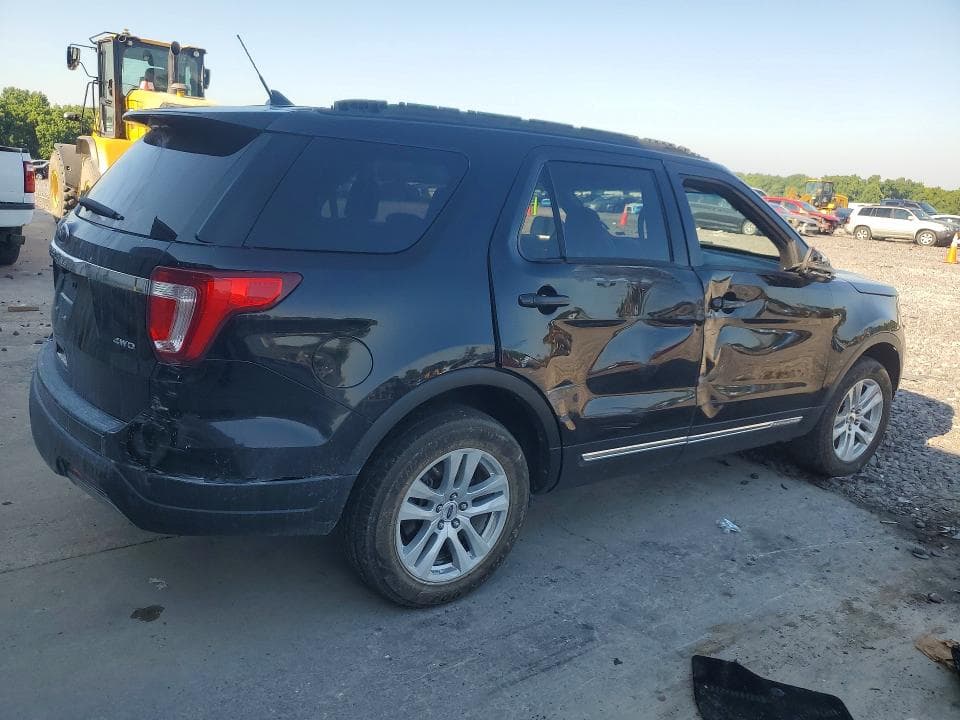 2019 FORD EXPLORER XLT 3