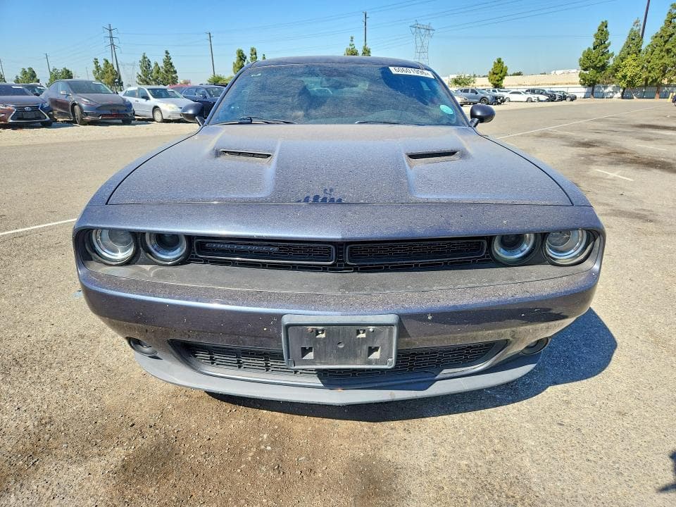 2018 DODGE CHALLENGER SXT 5