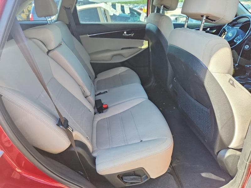 2017 KIA SORENTO LX LX 11
