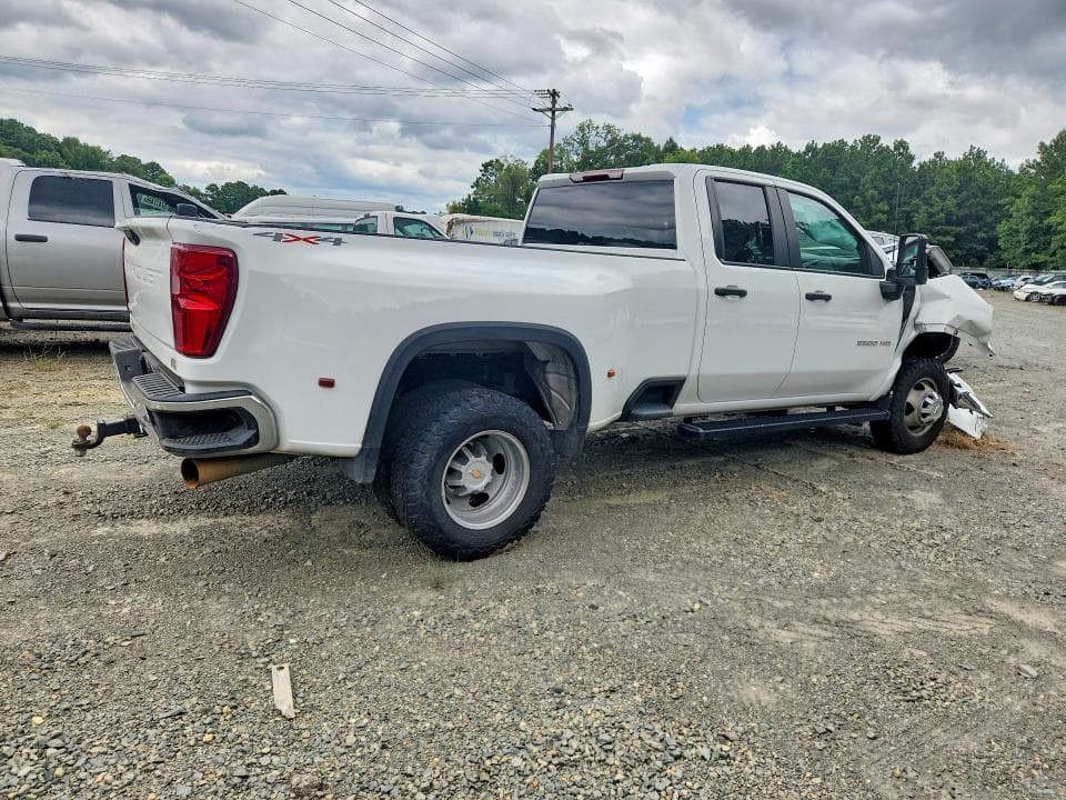 2025 CHEVROLET SILVERADO K3500 3