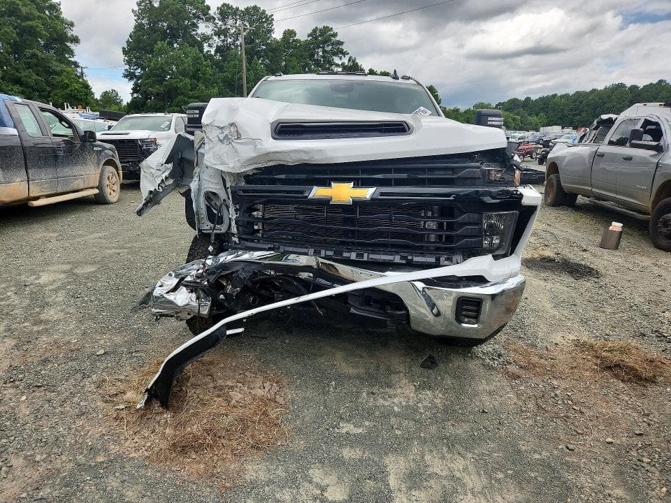 2025 CHEVROLET SILVERADO K3500 5