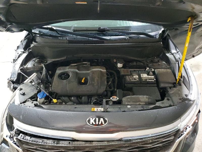 2021 KIA SELTOS S 12