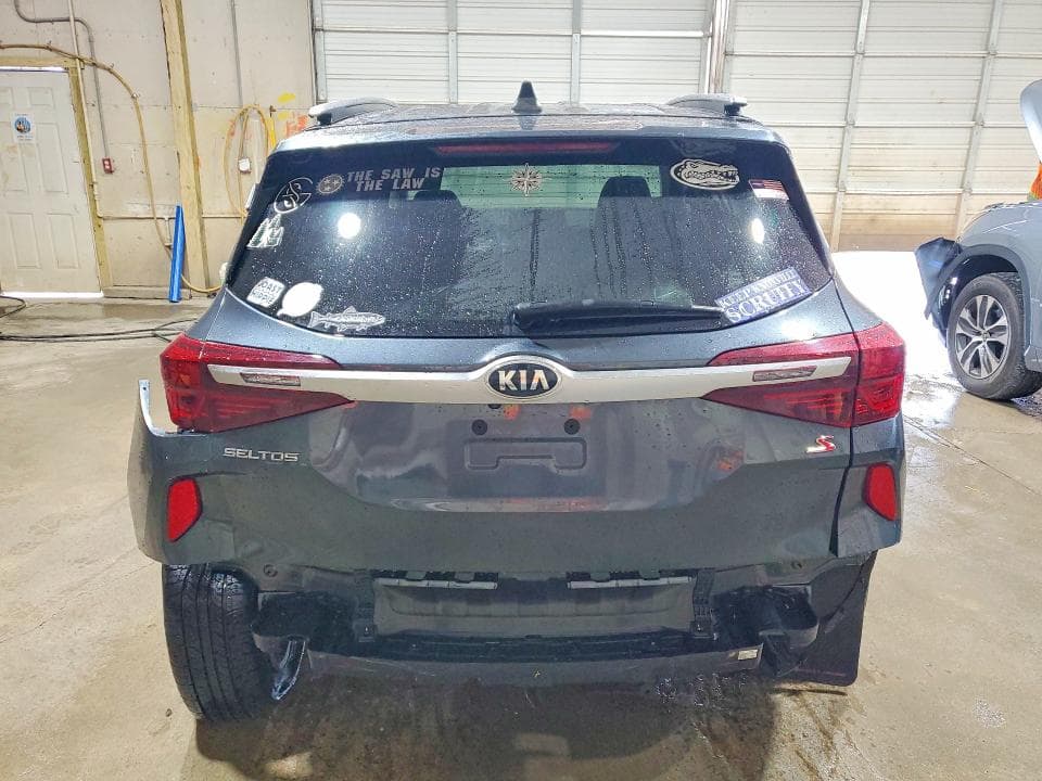 2021 KIA SELTOS S 6