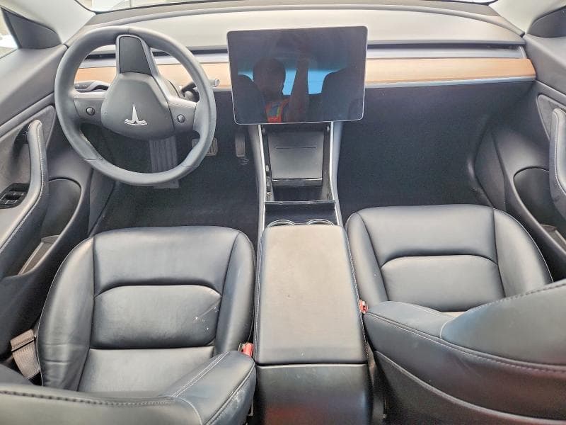 2019 TESLA MODEL 3 8