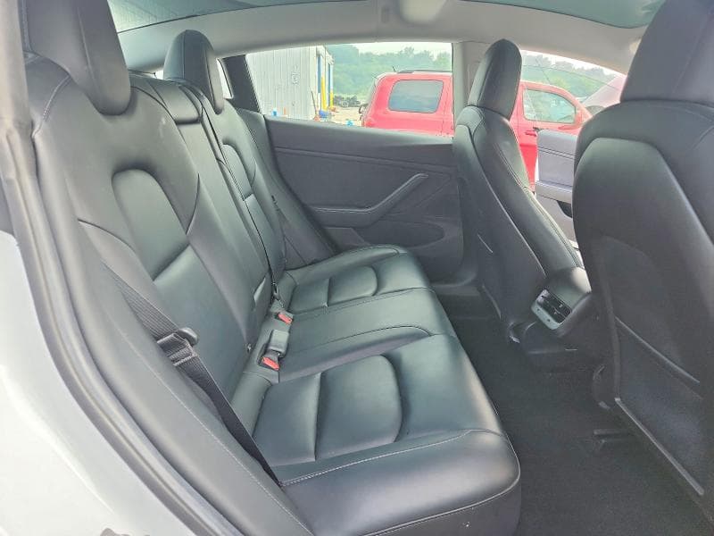 2019 TESLA MODEL 3 10