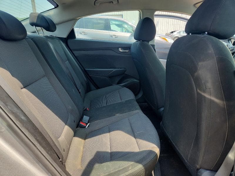 2021 HYUNDAI ACCENT SE 10