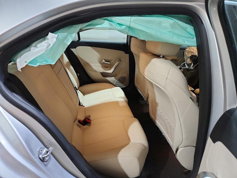 2020 MERCEDES-BENZ A 220 4MATIC 10