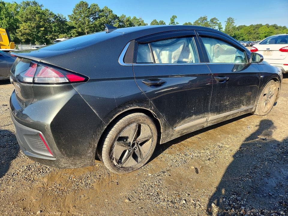 2020 HYUNDAI IONIQ SEL 3