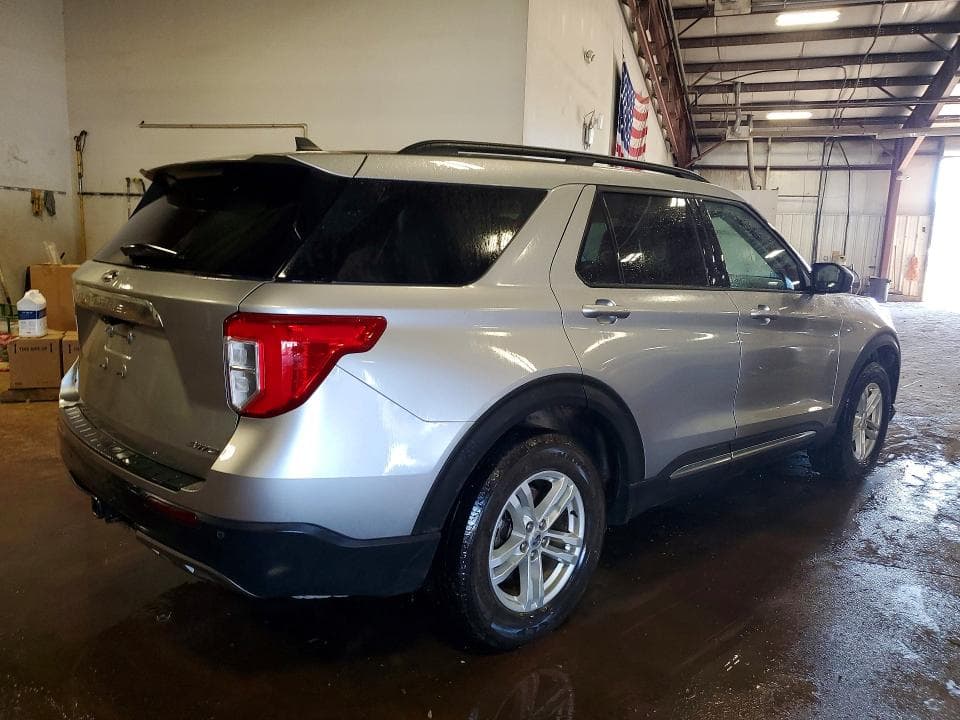 2021 FORD EXPLORER XLT 3