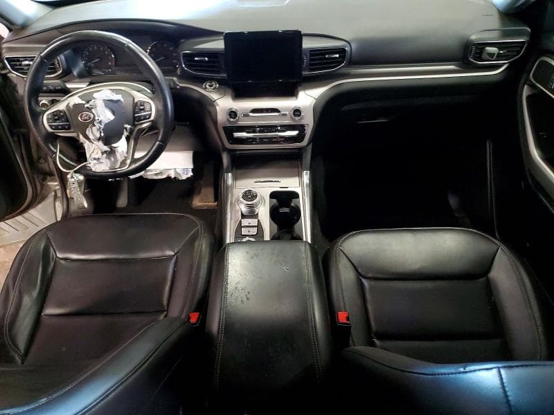 2021 FORD EXPLORER XLT 8