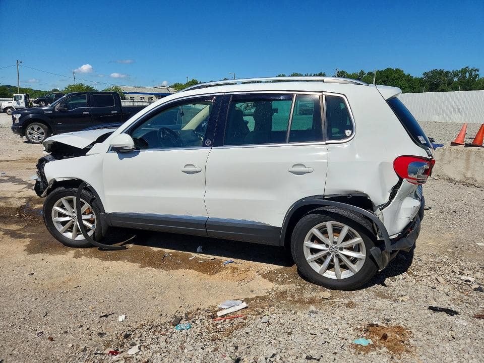 2017 VOLKSWAGEN TIGUAN WOLFSBURG 2