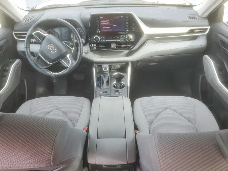 2022 TOYOTA HIGHLANDER LE 8