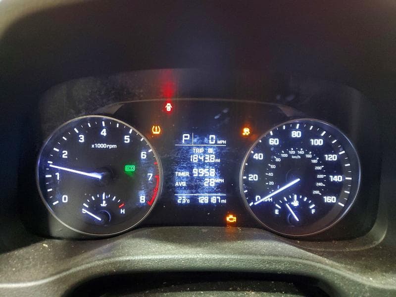 2017 HYUNDAI ELANTRA SE 9