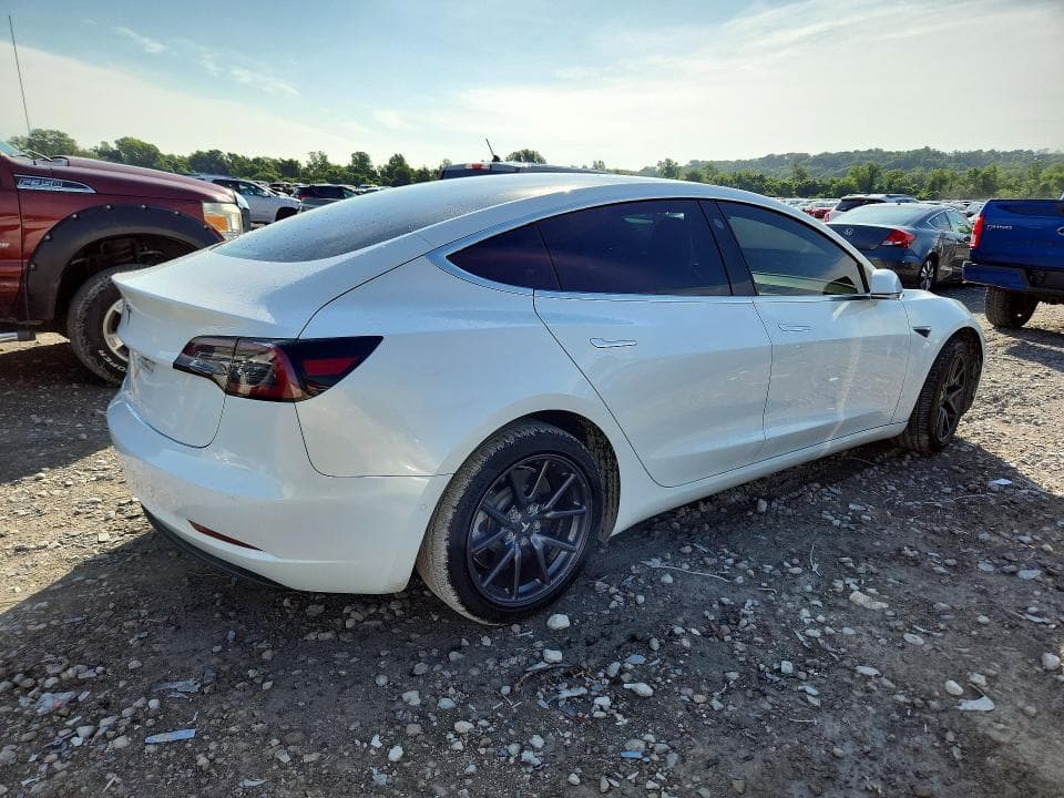 2019 TESLA MODEL 3 3