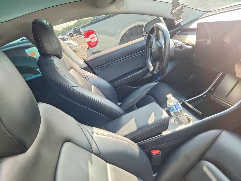 2019 TESLA MODEL 3 8