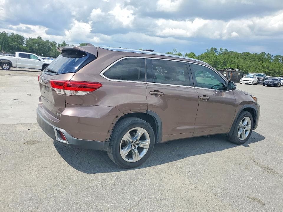 2018 TOYOTA HIGHLANDER LIMITED LIMITED 3