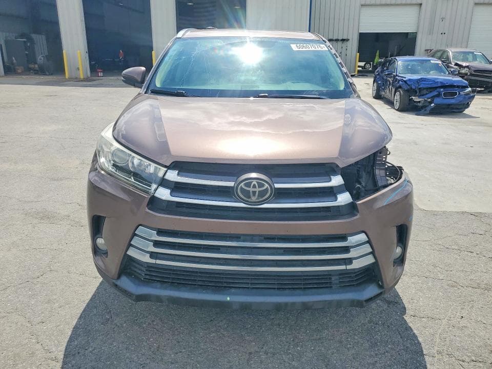 2018 TOYOTA HIGHLANDER LIMITED LIMITED 5