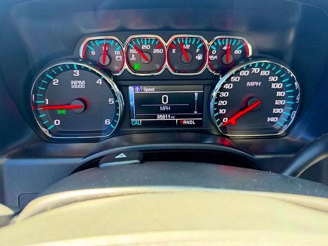 2018 CHEVROLET SILVERADO C1500 LT C1500 LT 9