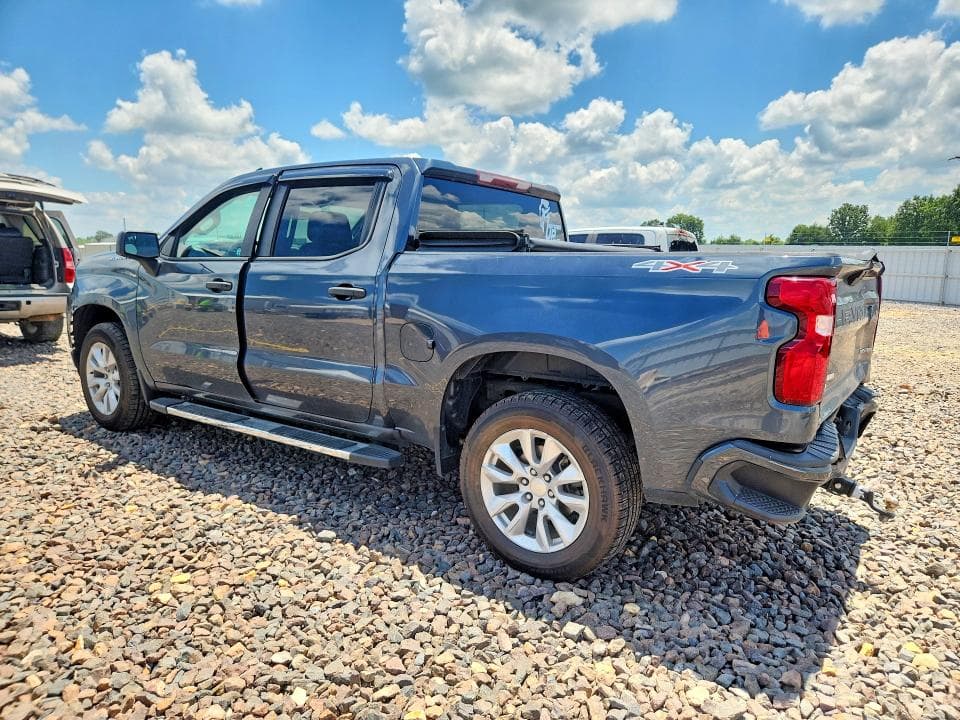 2020 CHEVROLET SILVERADO K1500 CUSTOM 2
