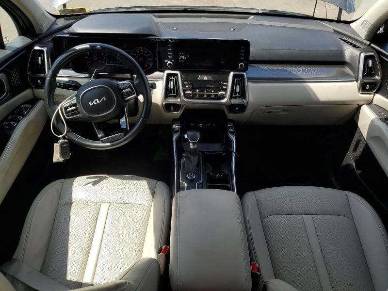 2023 KIA SORENTO S 8