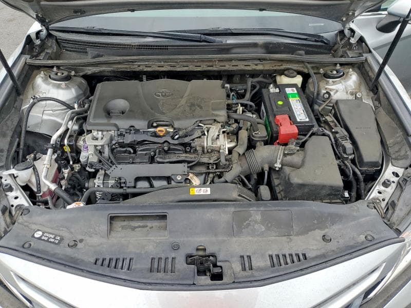 2018 TOYOTA CAMRY SE 11