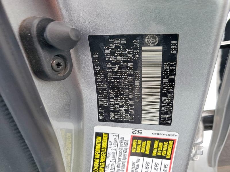 2018 TOYOTA CAMRY SE 12