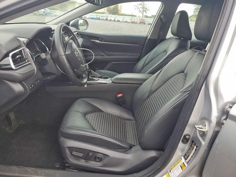 2018 TOYOTA CAMRY SE 7