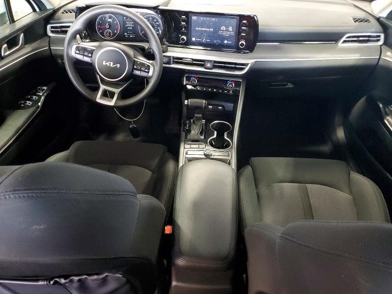 2023 KIA K5 LXS 8