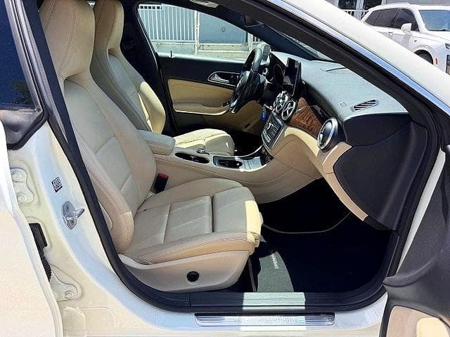 2018 MERCEDES-BENZ CLA 250 250 7