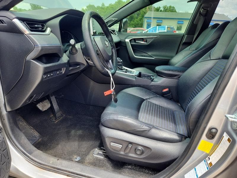 2020 TOYOTA RAV4 XSE 7
