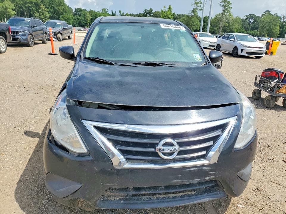 2019 NISSAN VERSA SV SV 5