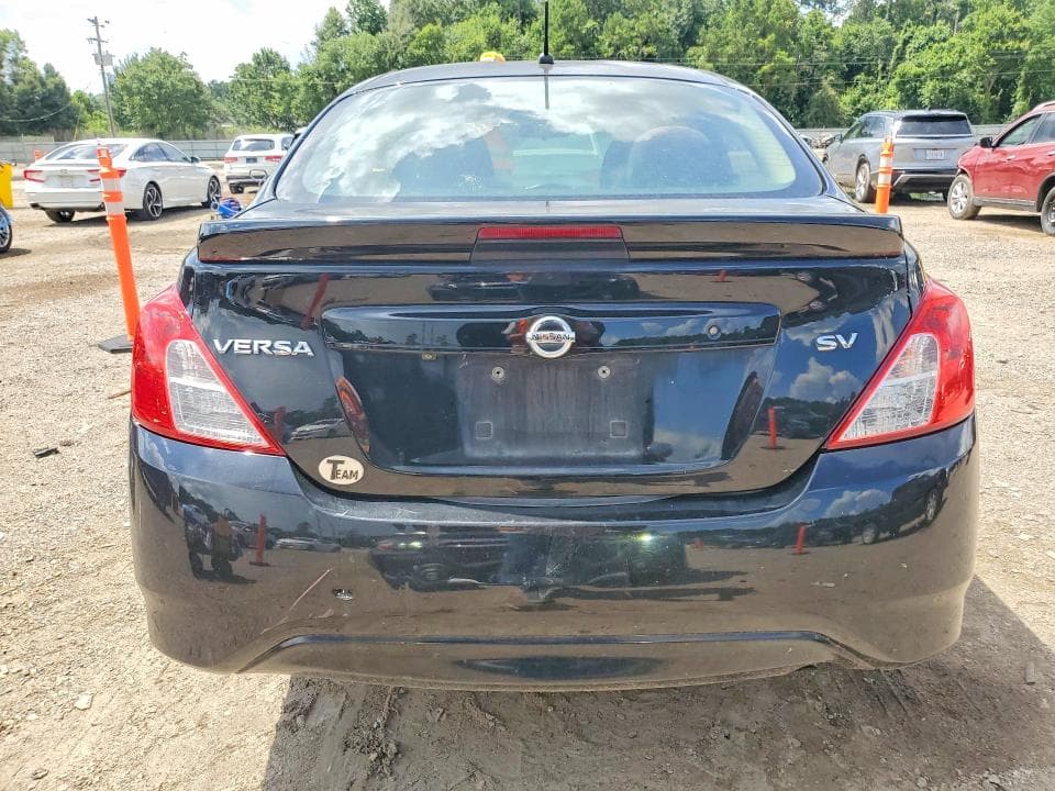 2019 NISSAN VERSA SV SV 6