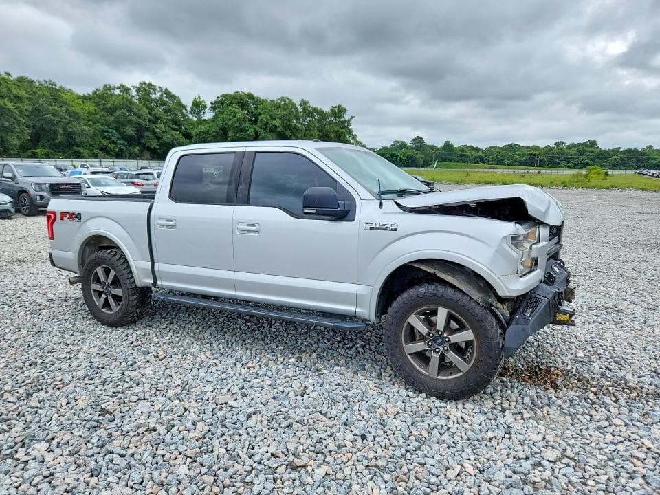 2017 FORD F150 SUPERCREW 4