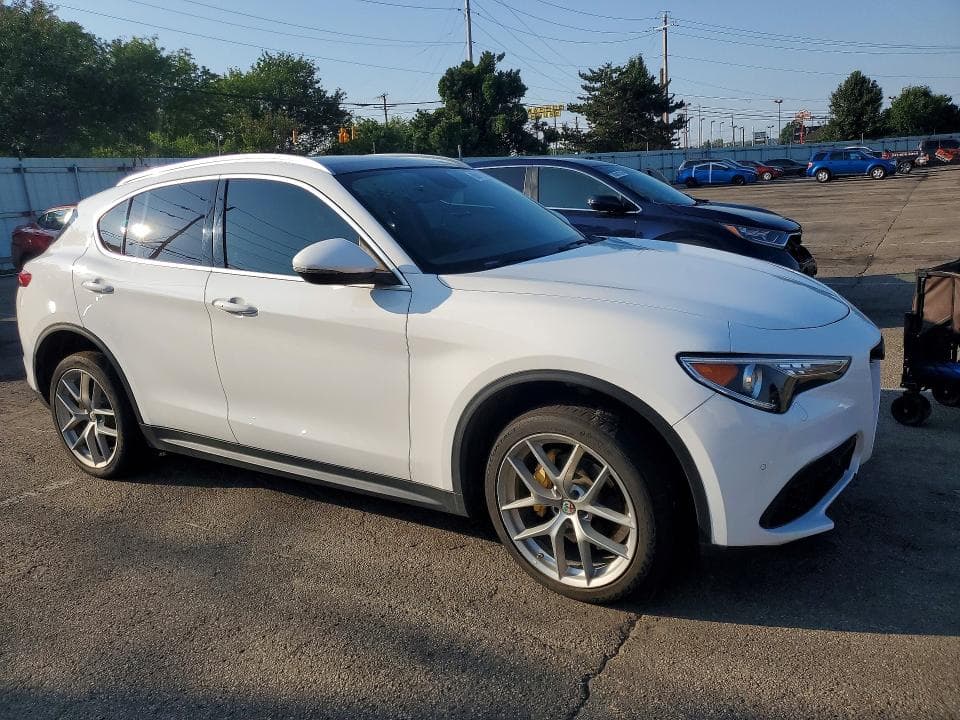 2018 ALFA ROMEO STELVIO TI TI 4