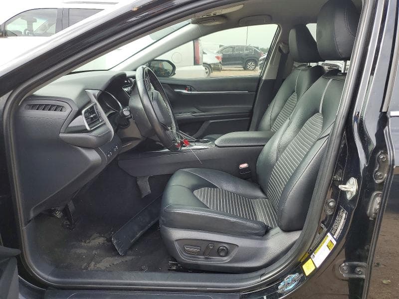 2019 TOYOTA CAMRY SE 7