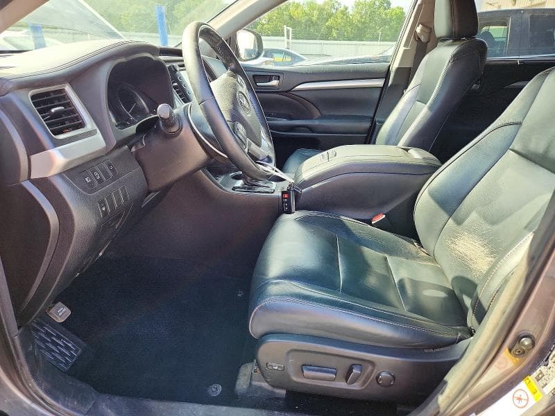 2018 TOYOTA HIGHLANDER XLE 7
