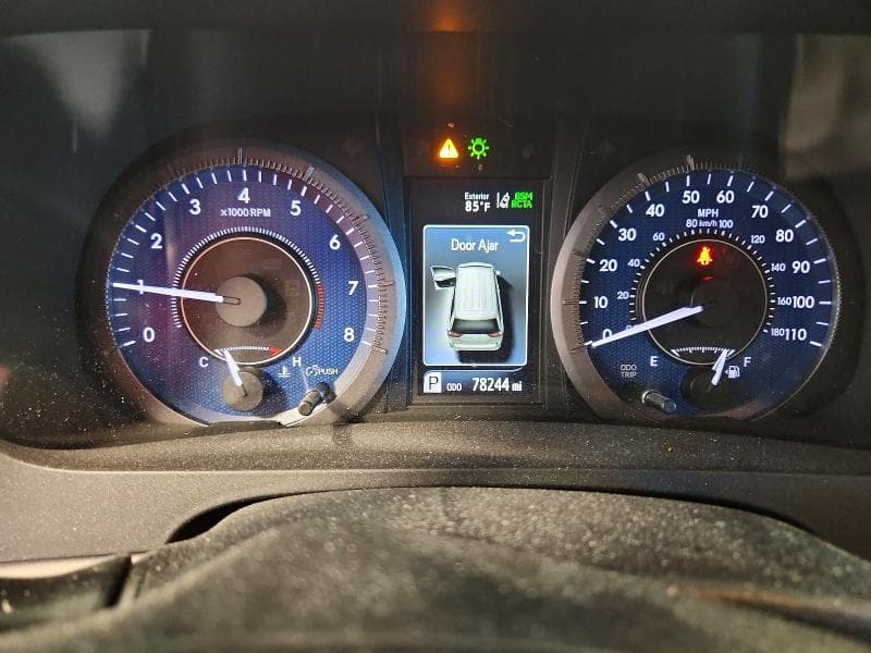 2020 TOYOTA SIENNA LE LE 9