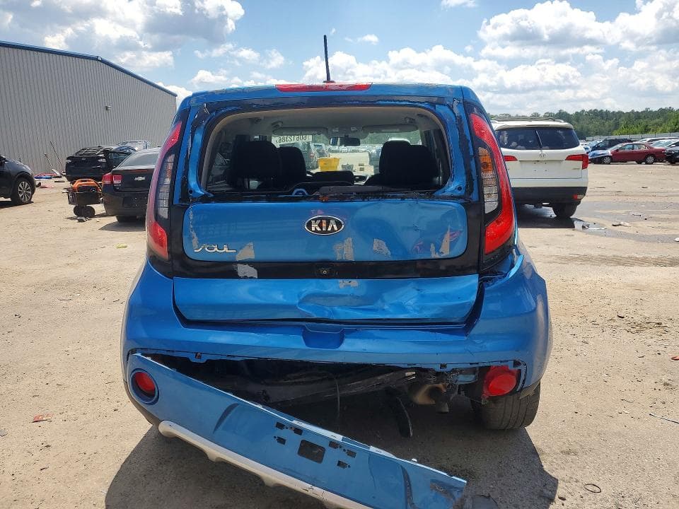 2018 KIA SOUL + 6