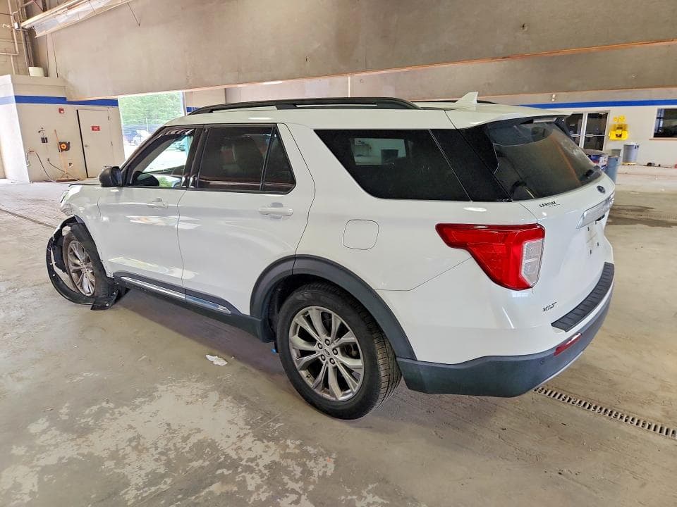 2020 FORD EXPLORER XLT 2