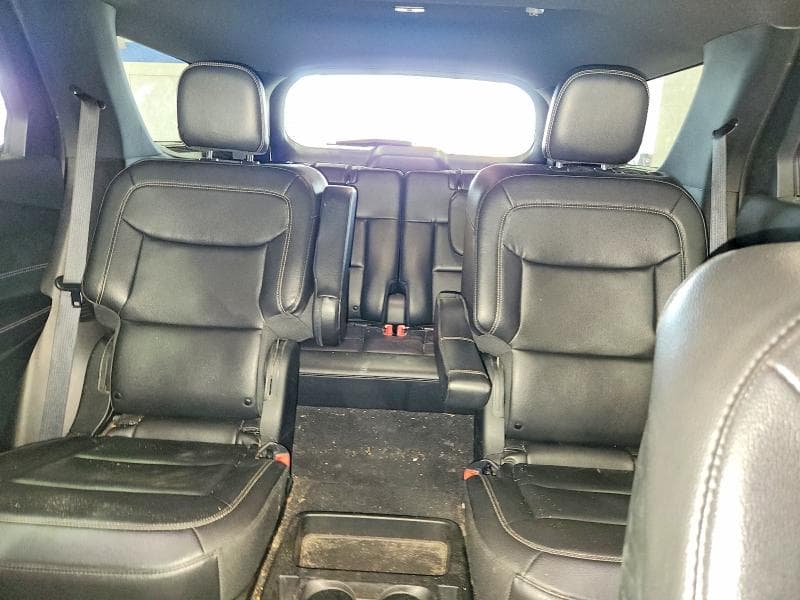 2020 FORD EXPLORER XLT 10