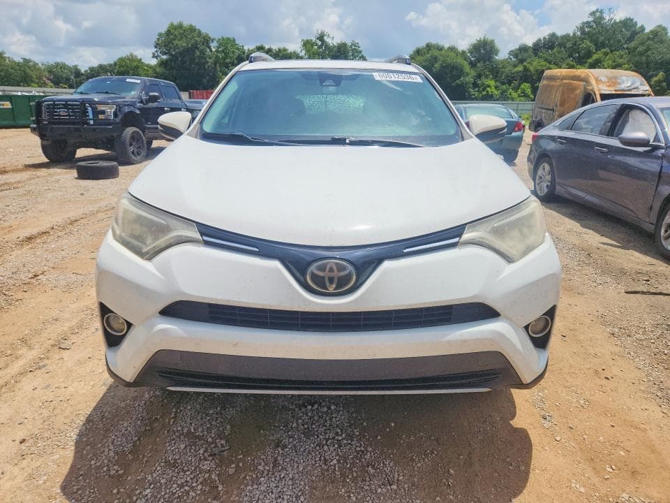 2017 TOYOTA RAV4 XLE 5