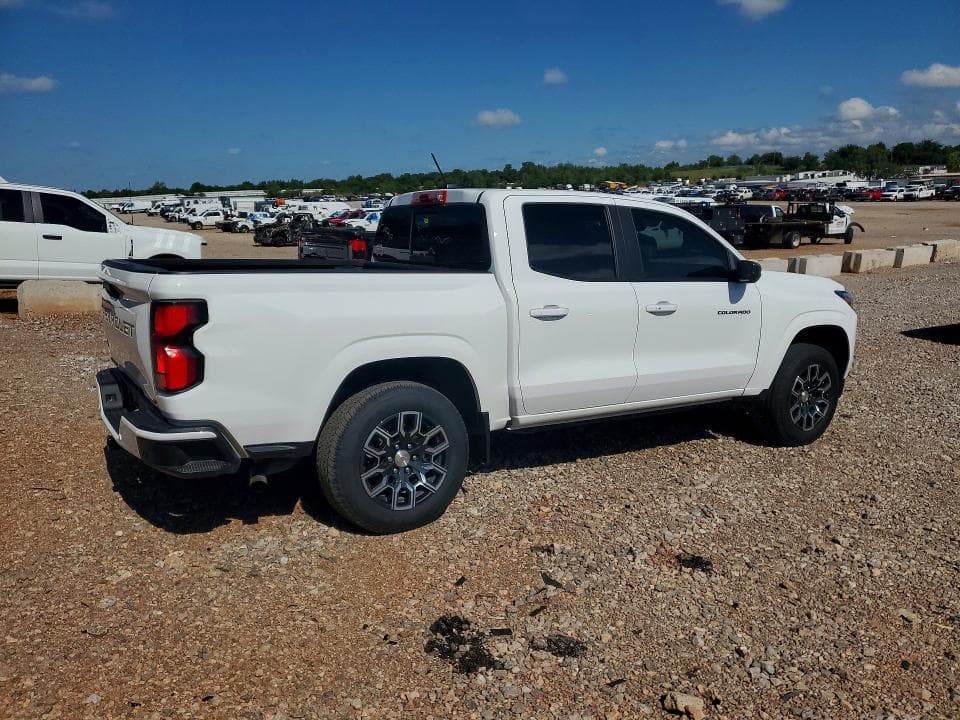 2024 CHEVROLET COLORADO LT LT 3