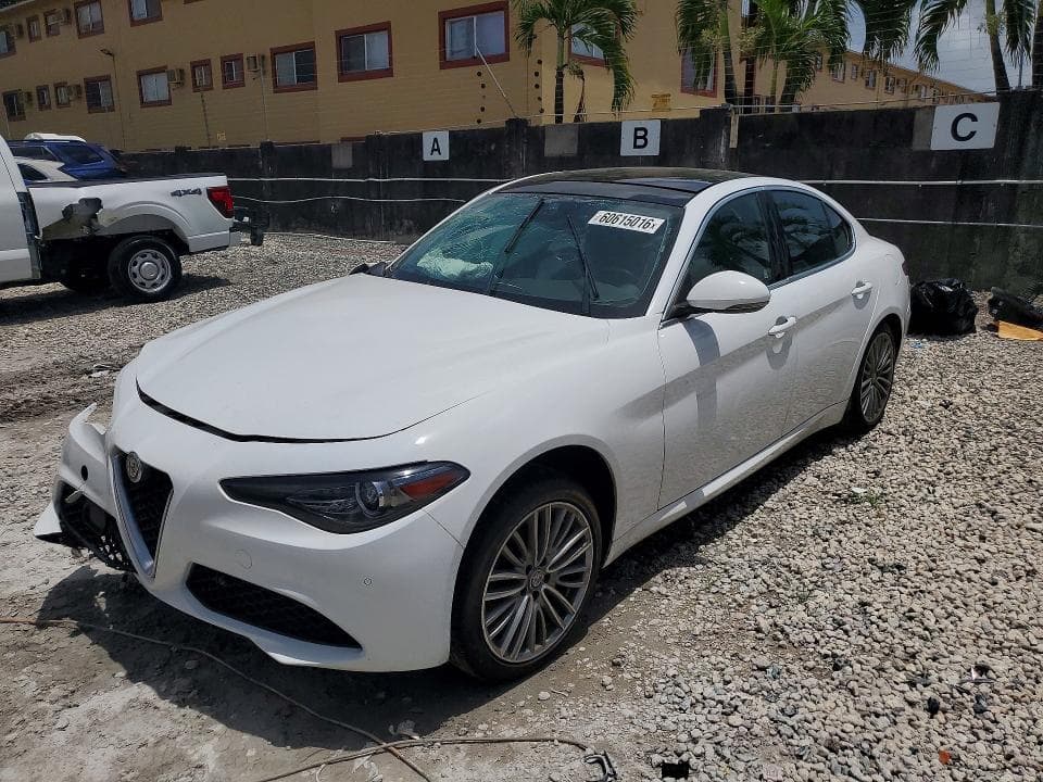2020 ALFA ROMEO GIULIA TI - 1