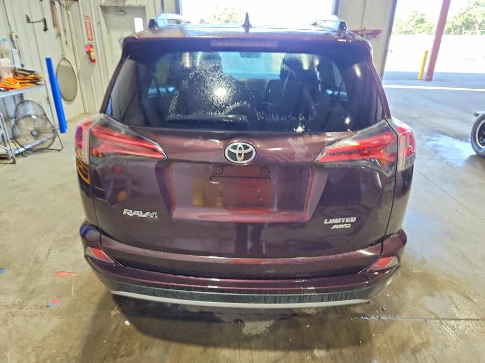 2018 TOYOTA RAV4 LIMITED 6
