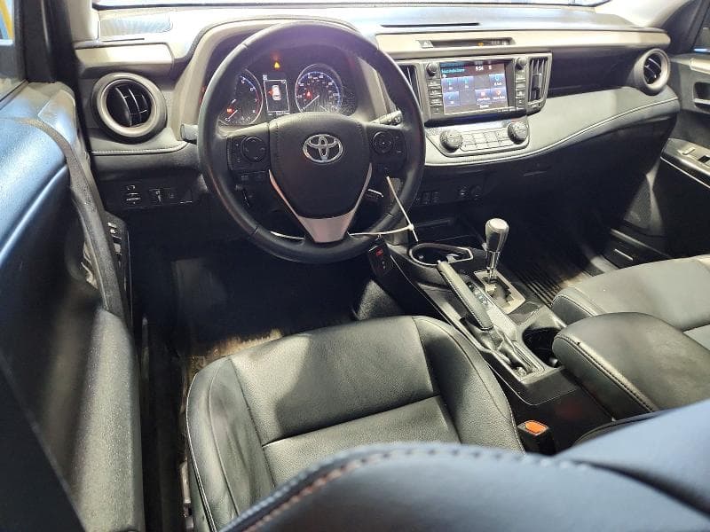 2018 TOYOTA RAV4 LIMITED 8