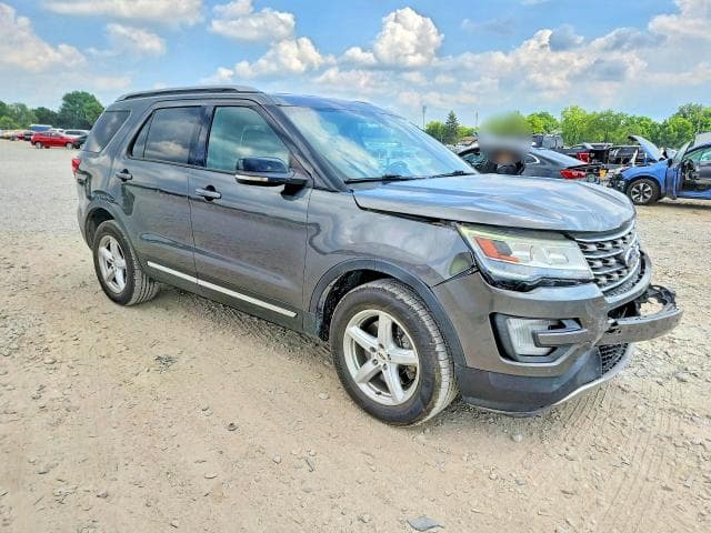 2017 FORD EXPLORER XLT 4