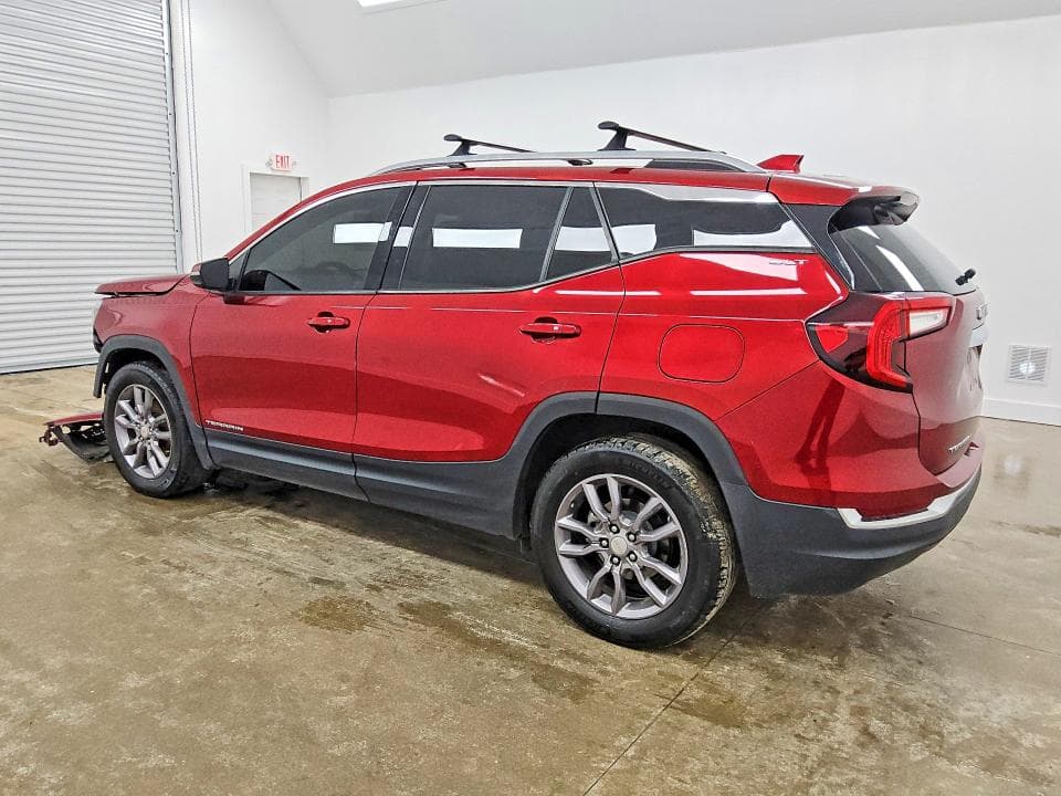 2023 GMC TERRAIN SLT 2