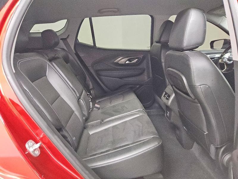 2023 GMC TERRAIN SLT 11