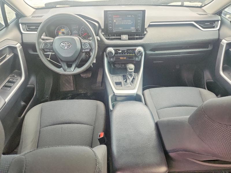 2020 TOYOTA RAV4 LE 8