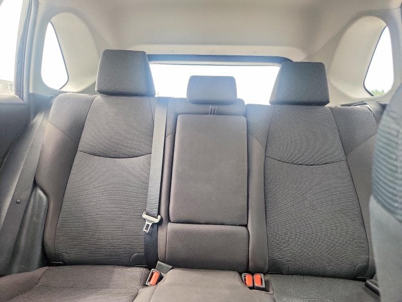 2020 TOYOTA RAV4 LE 10